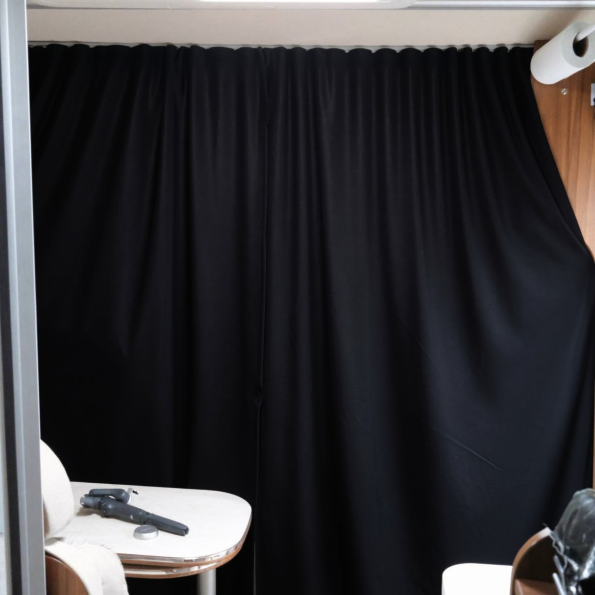 For Auto-Trail, Swift Group, Auto-Sleepers Motorhome Cab Divider Curtain Kit – Motorhome Privacy Curtain | Van-X