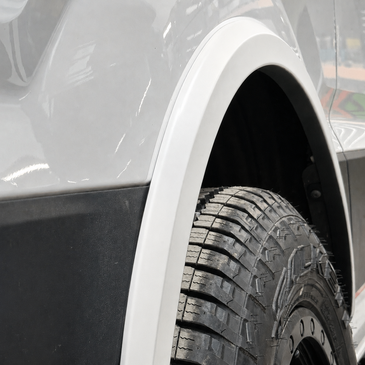 For VW New Crafter / MAN TGE Wheel Arch Trim - White | Van-X