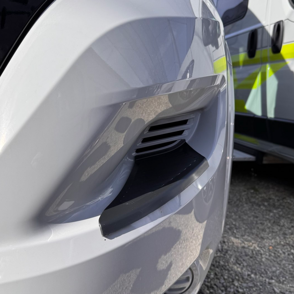 Airson Dìonadairean Plàta-coise Bampair Aghaidh Vauxhall Movano – Dubh, Seata de 2 | Van-X