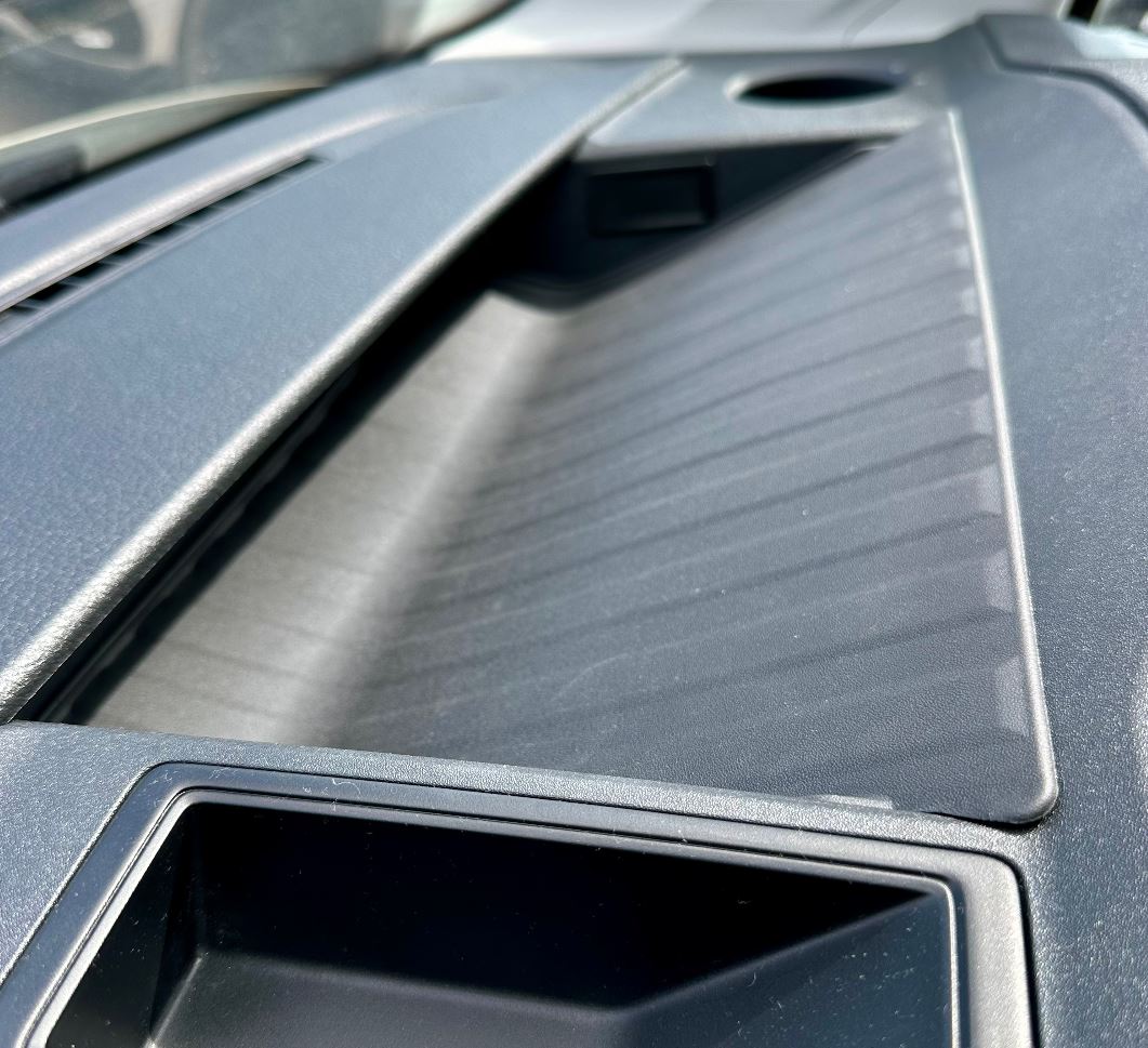For MAN TGE / VW New Crafter Top Dashboard Rubber Inserts Mats - Non-Slip, Custom Fit, Durable Interior Accessory