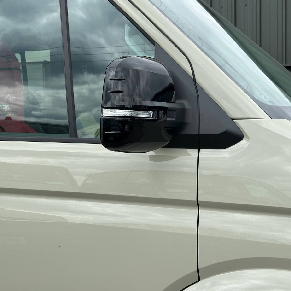 For MAN TGE Mirror Covers - Set of 2 - Gloss Black | Van-X