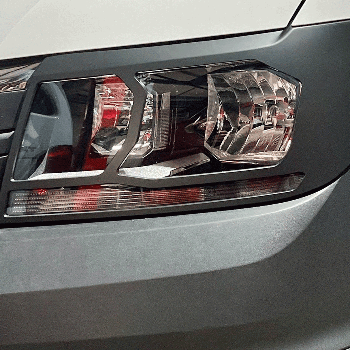 For MAN TGE Headlight Guards – Hammerite Ultimate Matte Black – Premium Protection | Van-X