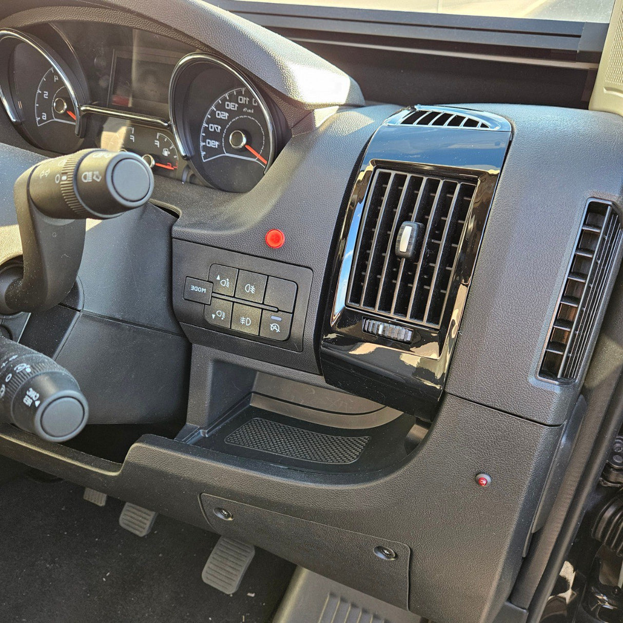 For Citroen Relay Motorhome, Racehome & Campervan Lower Dashboard Rubber Inserts/Mats - Black RHD (Right-Hand Drive)