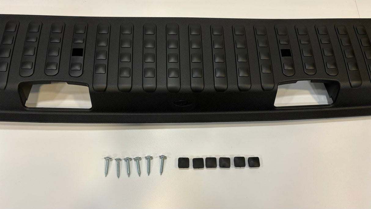 For VW T6 V3 Barndoor Threshold Cover + Side Step