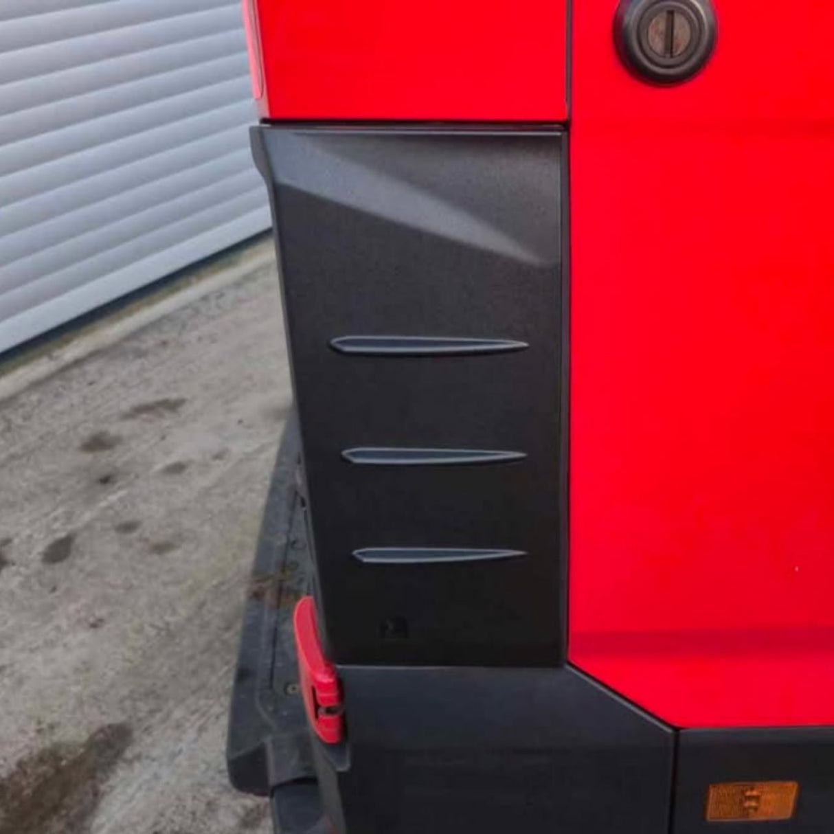 For Volkswagen Crafter Rear Light Guards - Hammerite Ultimate Matte Black (2018 Onwards)