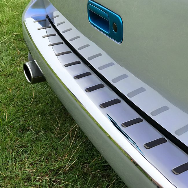 For VW T6 Transporter Multivan Rear Bumper Protector Stainless Barndoor (Titanium Black Insert)