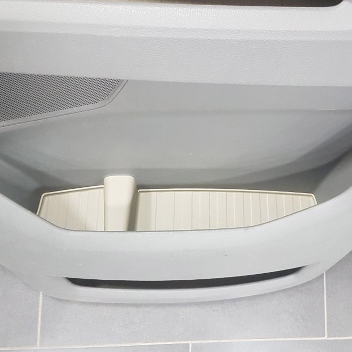 For VW Crafter New Shape Rubber Door Liner Pocket Inserts Grey