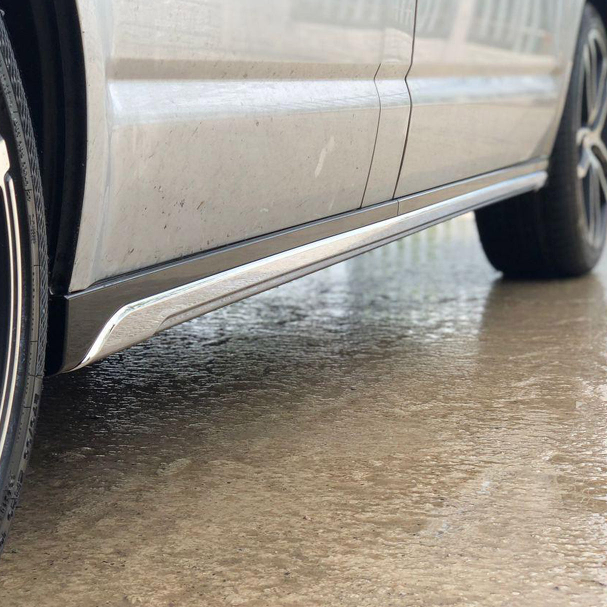 For VW T6 Transporter SWB Side Skirts Deep Black Plastic Painted and Ready to Fit