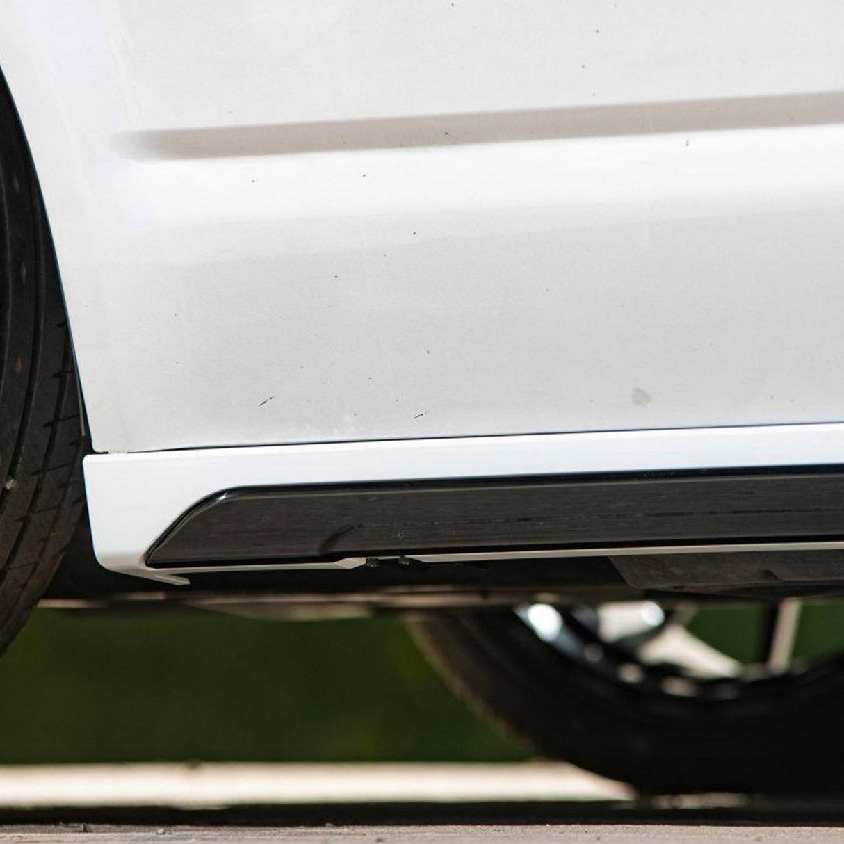 For VW T6.1 Transporter LWB Side Skirts Candy White Plastic Painted and Ready to Fit