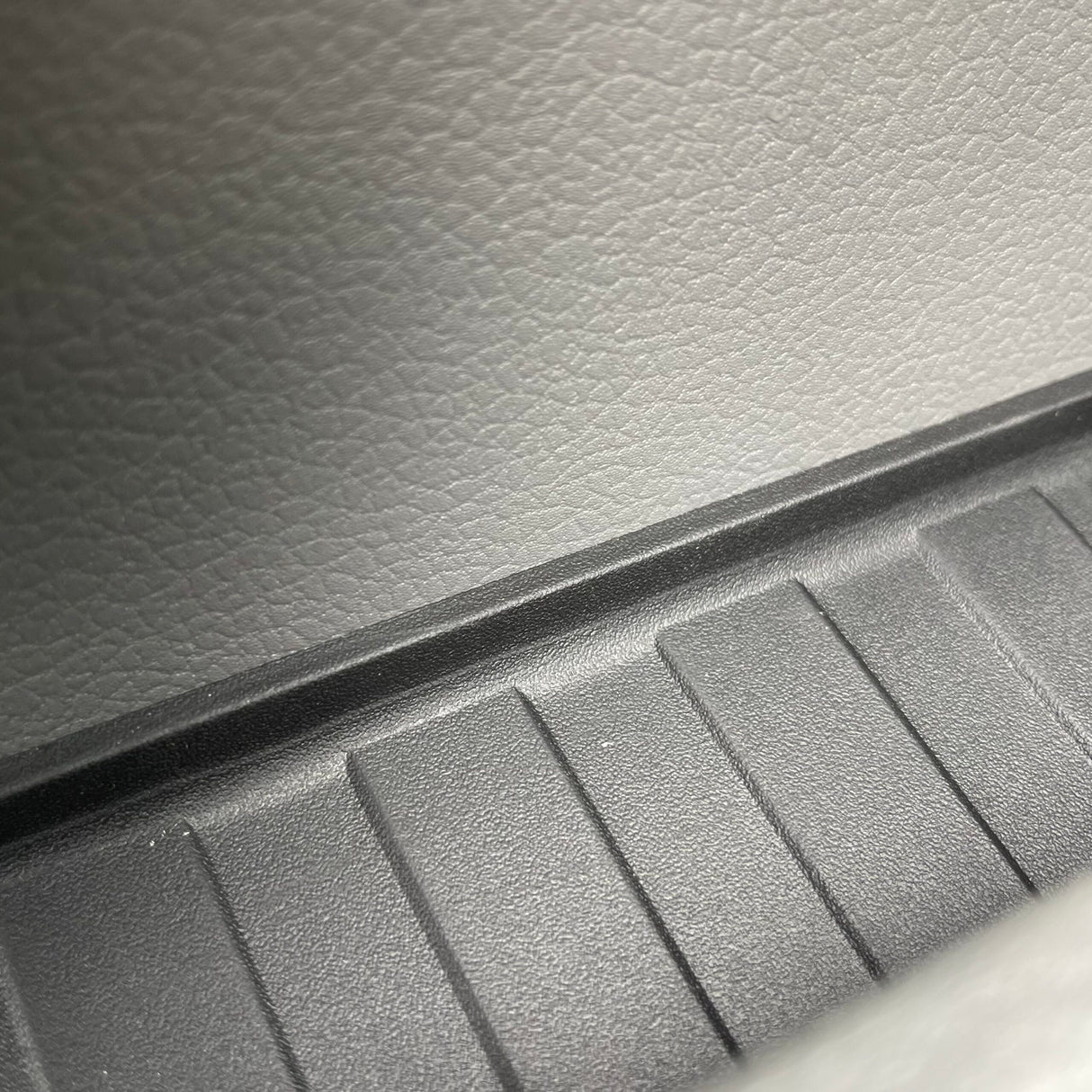 For VW T6.1 Transporter Rubber Door Liner Pocket Inserts Black Campervan Conversion
