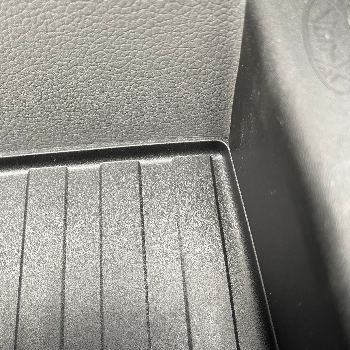 For VW T6.1 Transporter Rubber Door Liner Pocket Inserts Black Campervan Conversion