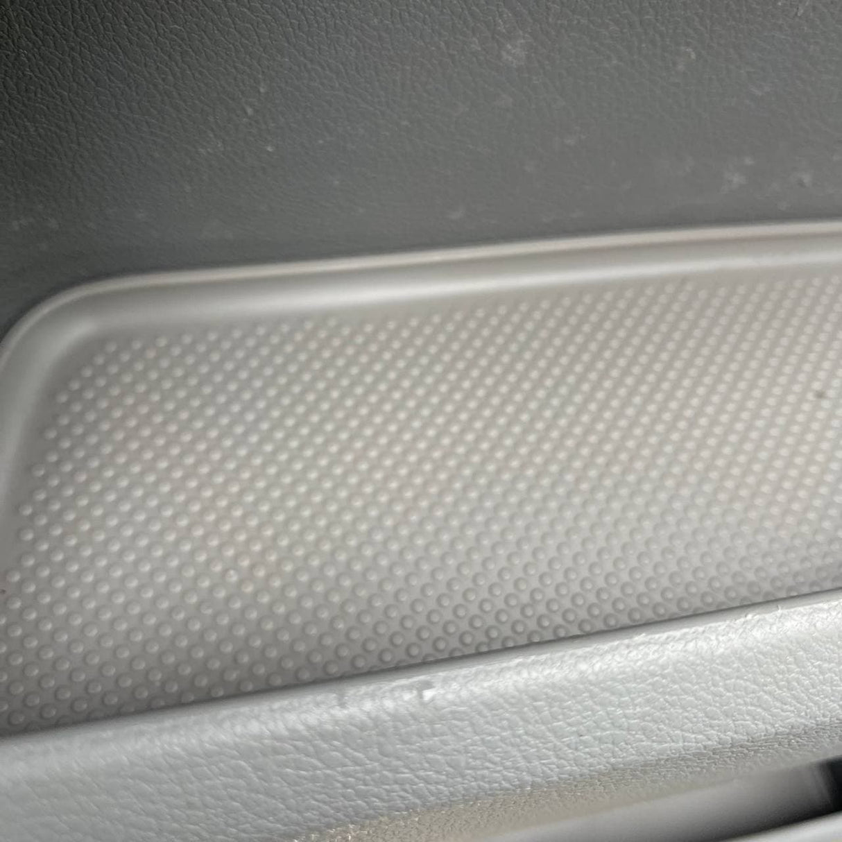 VW T5, T5.1 van campervan cuir a-steach pòcaid dorais, rubair, lìnigeadh dorais (liath aotrom) An dà chuid suidheachan caiptean taobh a-staigh stoidhle tiodhlac air leth