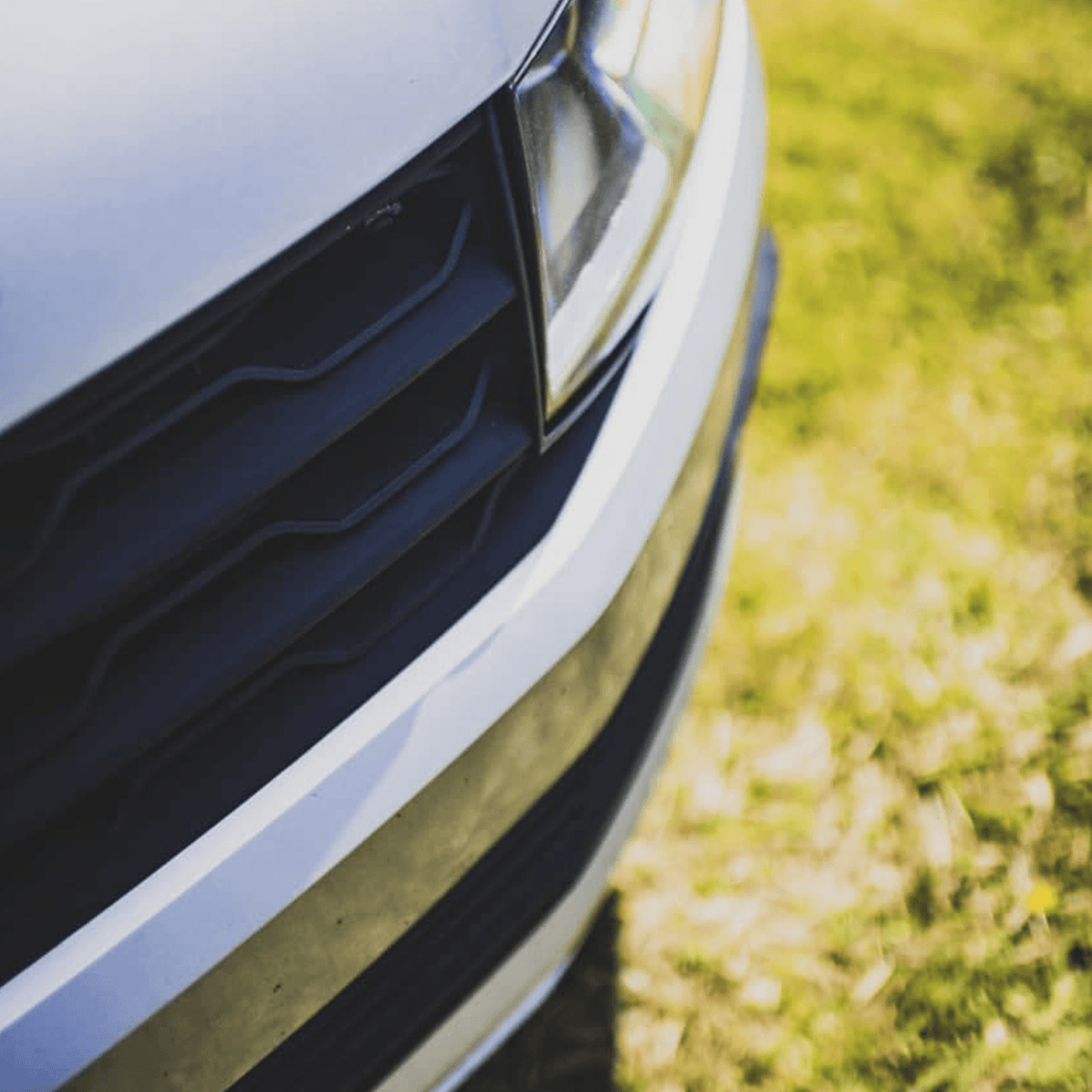 For VW T6 Front Grille R-Line Badgeless - Matte Black