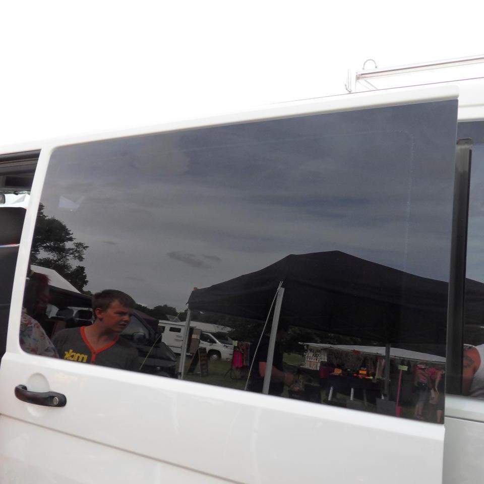 For VW T5 Transporter Side Window Fixed Glass Smoked | Van-X