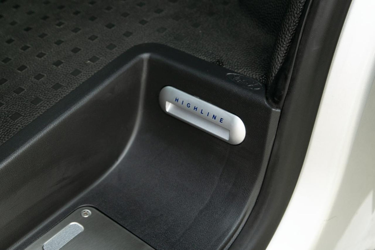 VW T6.1 Transporter Campervan Full Side Steps with Highline Inserts, Logo & LED – OEM Styling