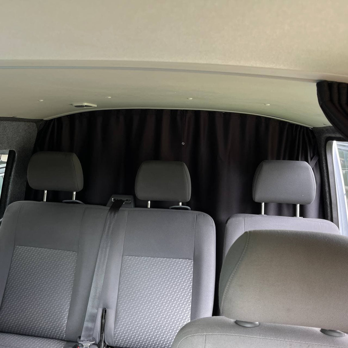 VW T5, T5.1 Neach-còmhdhail Cùl Seat Cab Divider Curtain