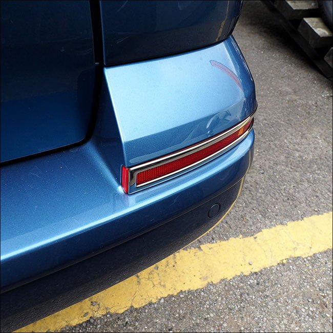 Tailgate Bumper Reflector Trims For VW T6 Transporter-7595