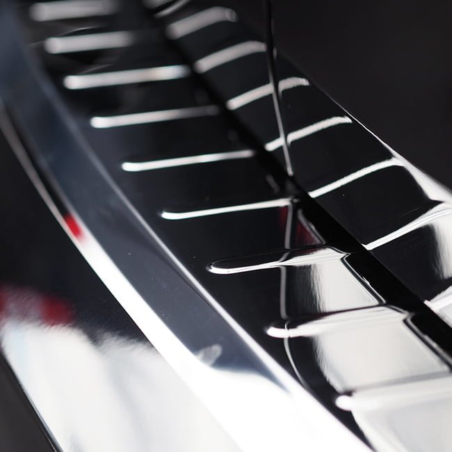 Dìonadair cùil VW Caddy Bumper Dìon stàilinn gun staoin