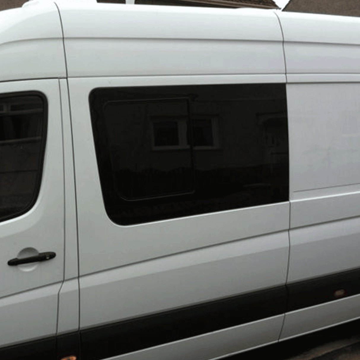 For Volkswagen Crafter New Shape Side Sliding Window Genuine Tinted/Limo Glass, Dark, MWB, LWB, XLWB (2017 - onward)