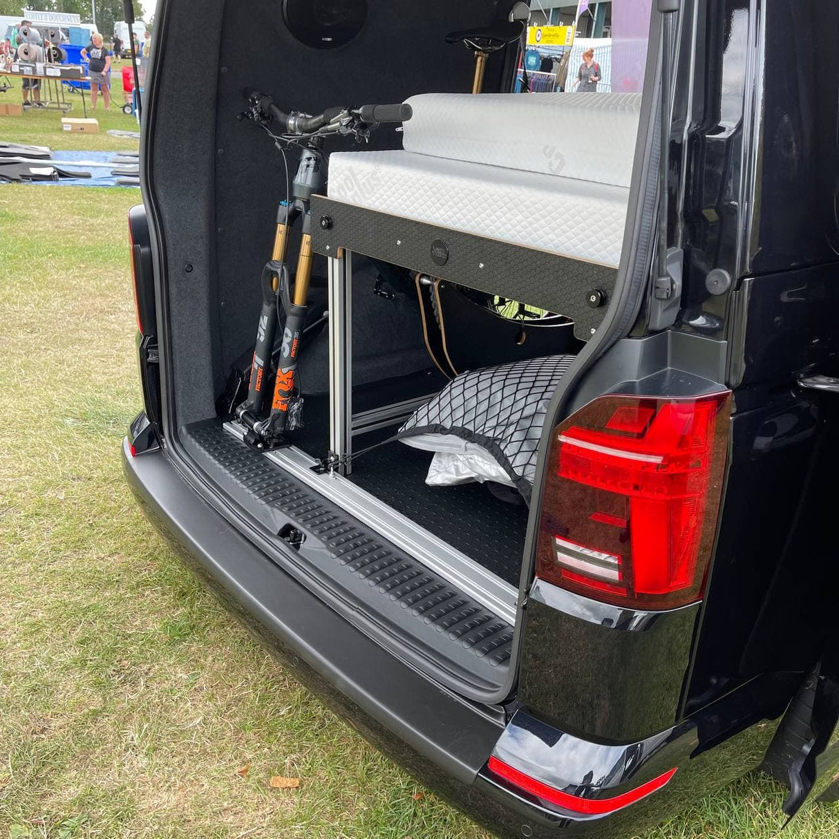 For VW T6.1 V3 Tailgate Threshold Cover + Side Step