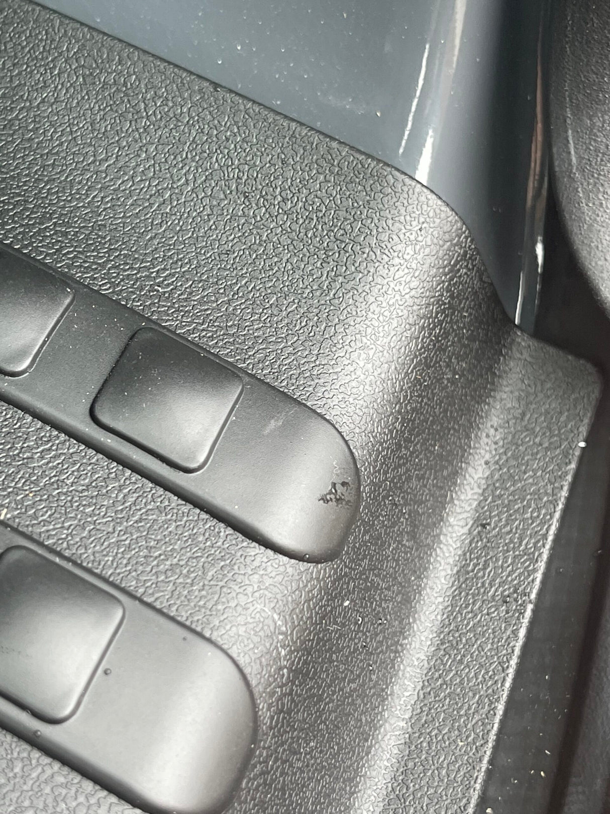 For VW T5, T5.1 V3 Barndoor Threshold Cover + Side Step