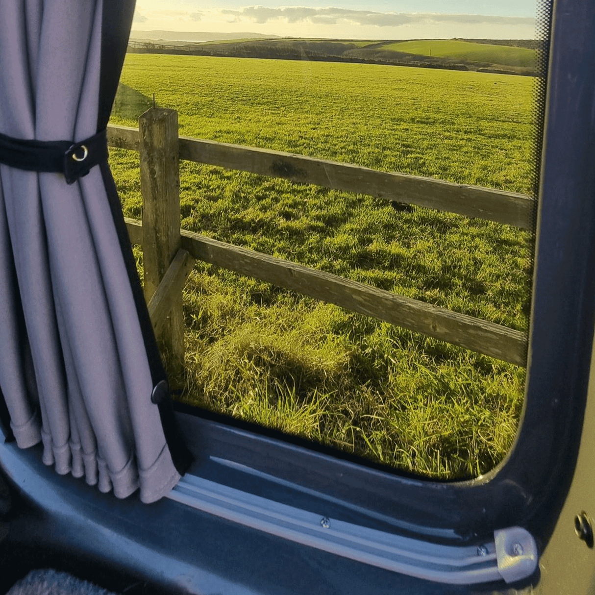 For VW Caddy Premium 1 x Barndoor Window Curtains Van-X
