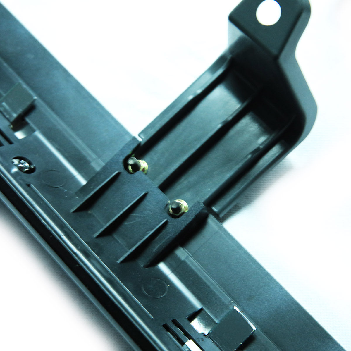 For VW T6 SWB Side Skirts Candy White Plastic Painted and Ready to Fit (B-Grade)