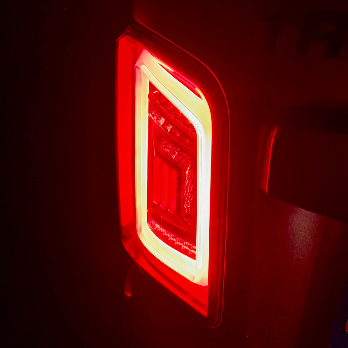Airson VW T6 15-20 Transporter Solais Cùil LED Barndoor Smocte Làn-Frèam Solais LED Bàr-Solais