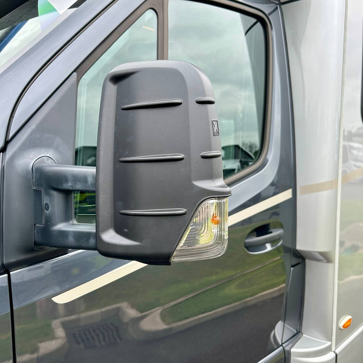 Mercedes Sprinter 906 Wing Mirror Cap Covers - Hammerite