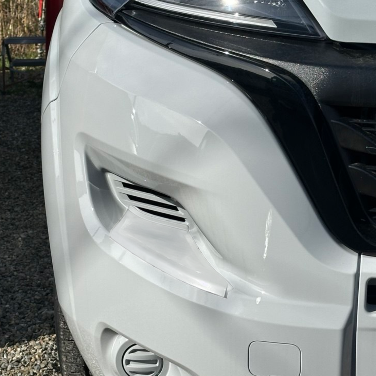 Airson Dìonadairean Plàta-coise Bampair Aghaidh Vauxhall Movano – Geal, Seata de 2 | Van-X