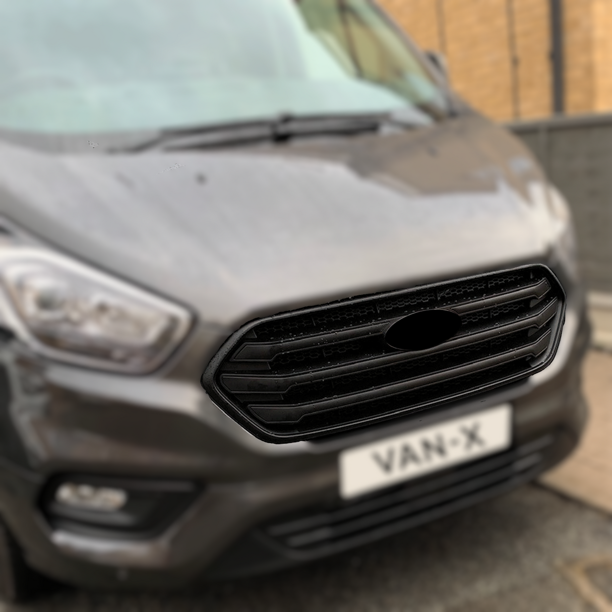 Airson Ford Transit Custom Front Grille Stoidhle OEM Cruth Ùr (Bunait Dubh Matte) air a pheantadh agus deiseil airson a bhith iomchaidh