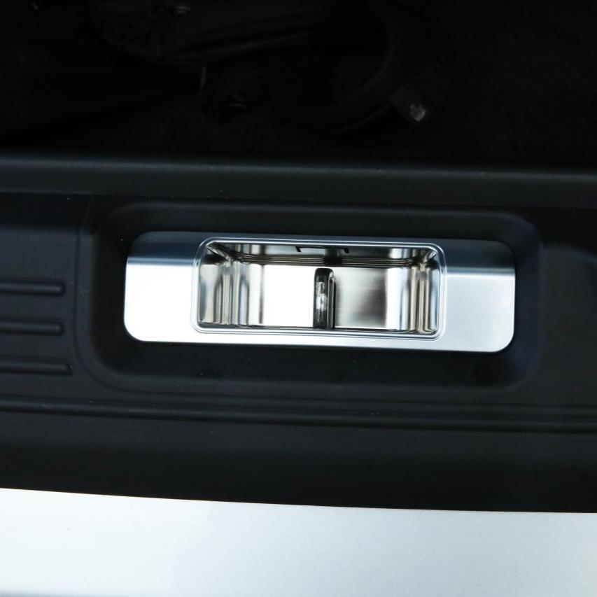 Range Rover Vogue/ Range Rover Sport Boot Lock Covers