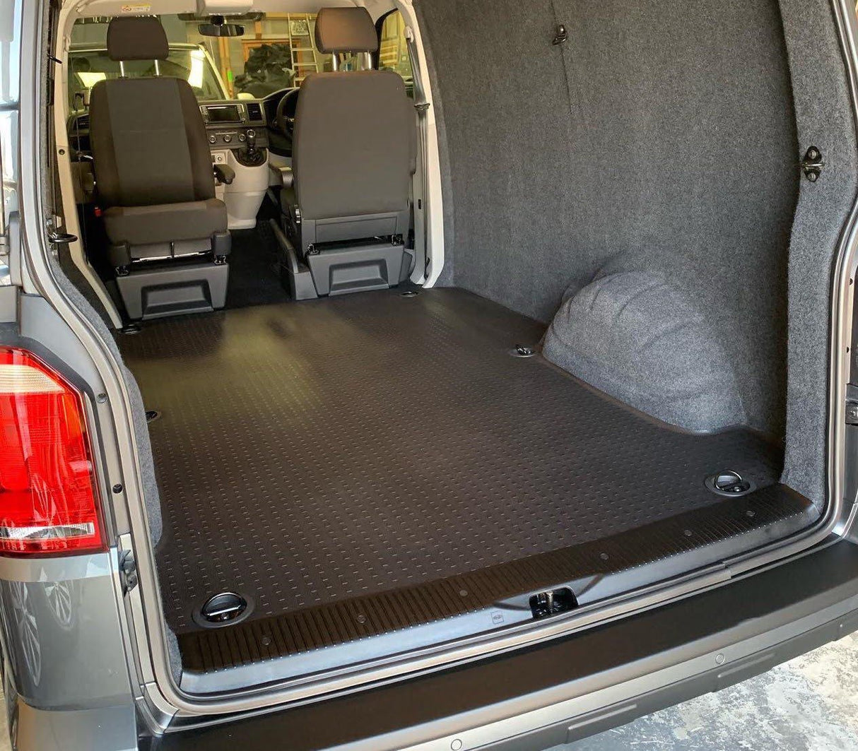 For VW T6 V2 Transporter Tailgate Plastic Full Length Rear Threshold