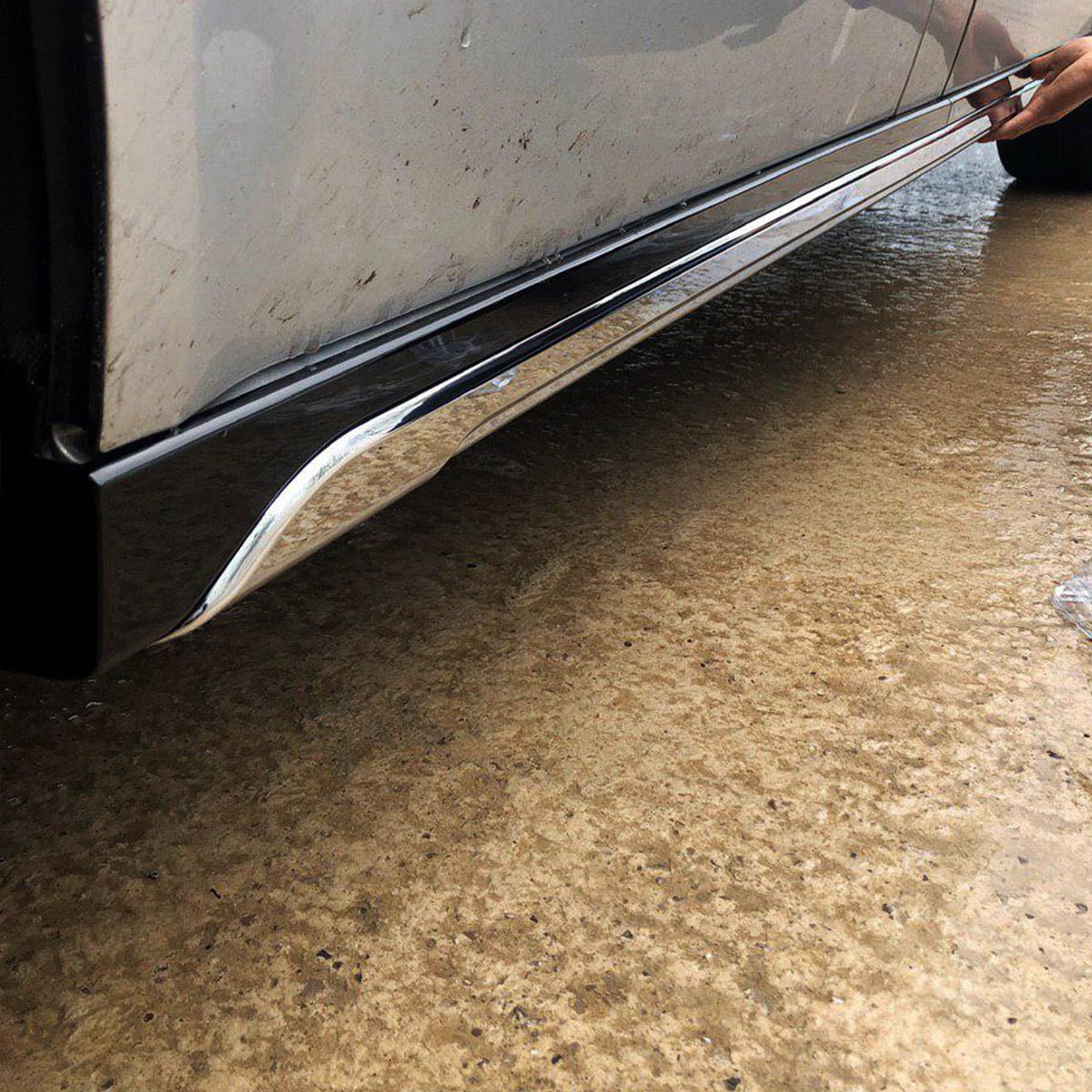 VW T5, T5.1 SWB Side Skirts Reflex Silver Plastic Painted and Ready to Fit (B-Grade)