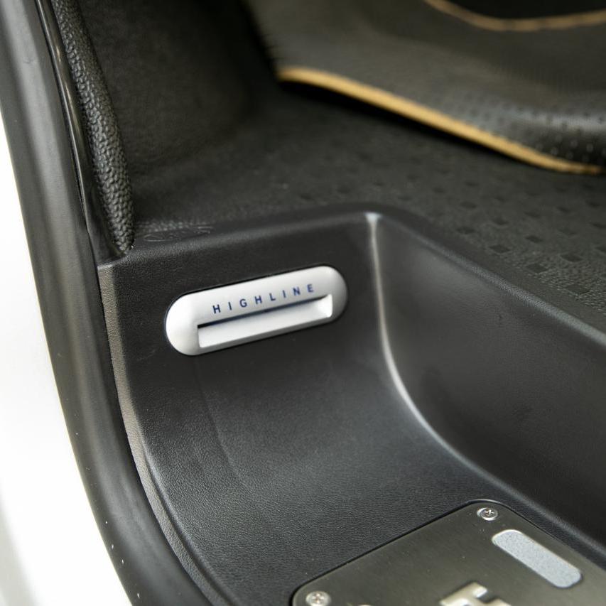 VW T5 Transporter Full Steps Inc Highline Inserts Logo Latest accessories, replacement