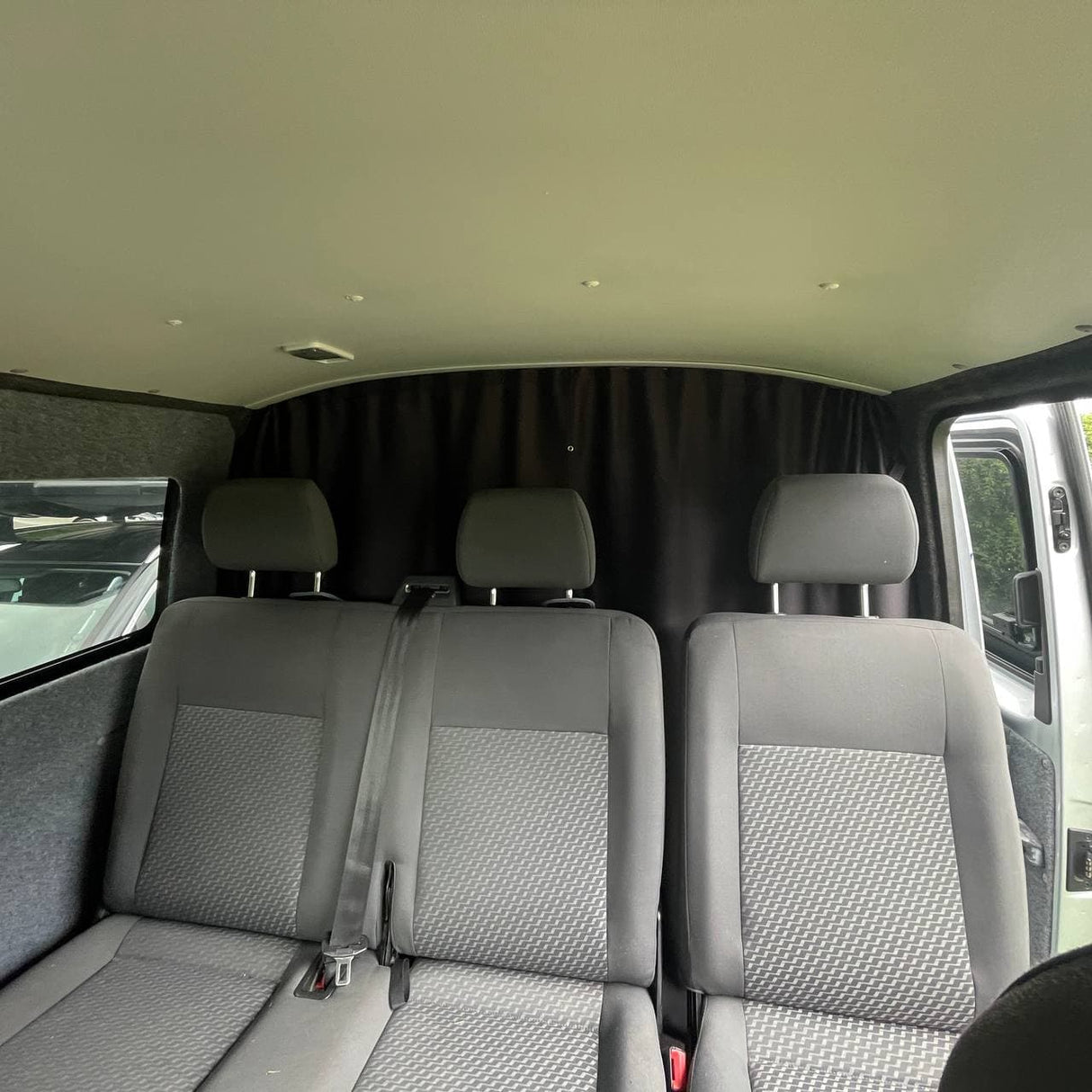 VW T6, T6.1 Neach-còmhdhail Cùl Seat Cab Divider Curtain