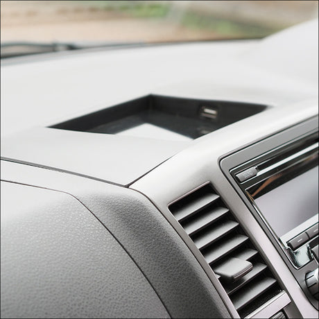 USB Dash Tray for T5.1 Transporter-7008