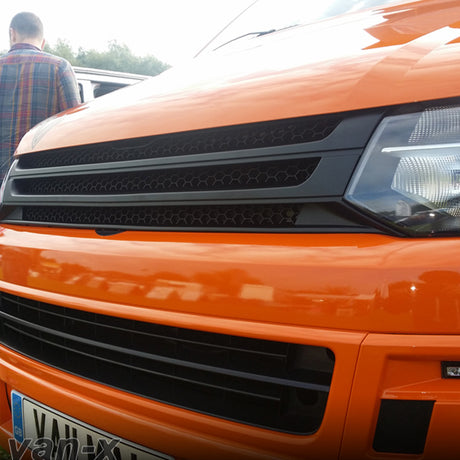 MATTE BLACK Badgeless Grille for Volkswagen T5.1 *CLEARANCE* [B Grade] -20165