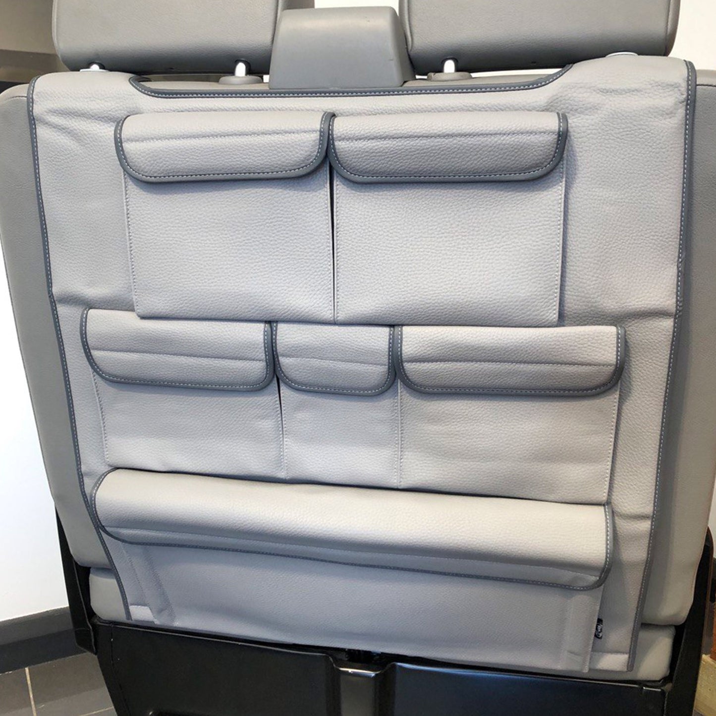 Airson Ford Transit Custom Seat Dùbailte Leatherette Back Seat Eagraiche