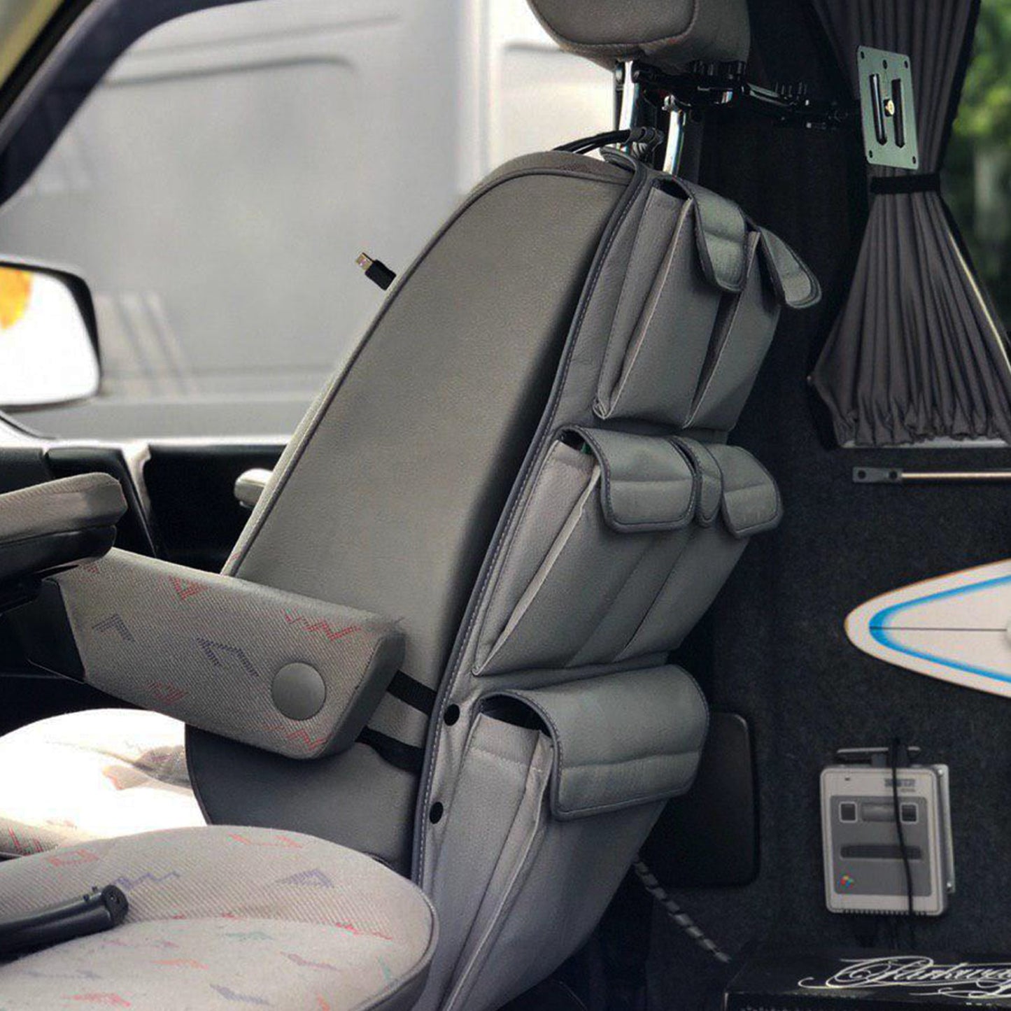 VW T4 Transporter Campervan Singilte / Caiptean Seat Leatherette Back Seat Eagraiche Stòradh