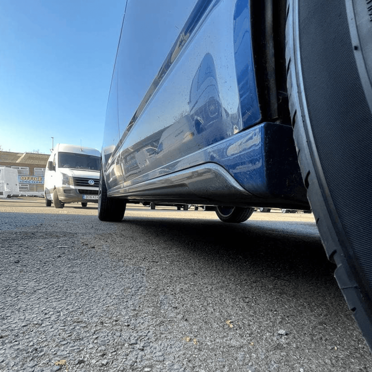 VW T5, T5.1 LWB Side Skirts Reflex Silver Plastic Painted and Ready to Fit (B-Grade)
